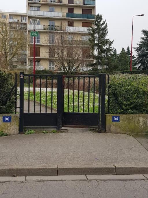 Grand Paris Superbe Appartement Gesteasy Fresnes  Buitenkant foto